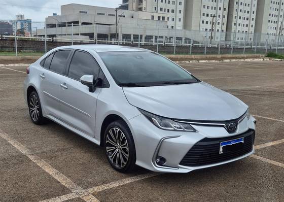 TOYOTA COROLLA 2.0 VVT-IE FLEX XEI DIRECT SHIFT TOYOTA COROLLA 2.0 VVT-IE FLEX XEI DIRECT SHIFT